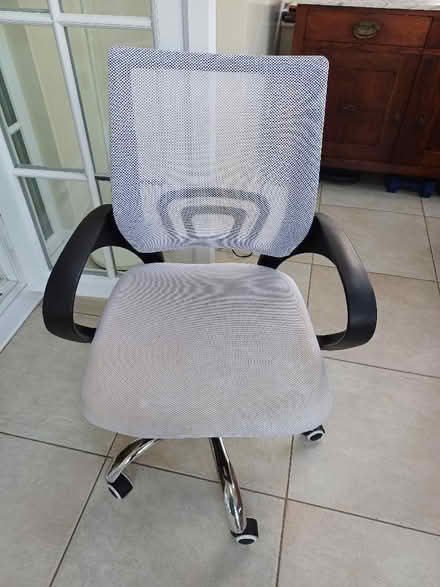 Photo of free Office chair with wheels (Moor Park HA6) #1