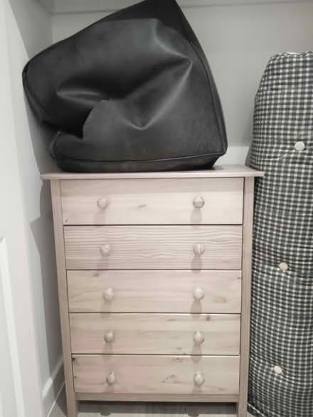 Photo of free chest of drawers (Caversham RG4) #1