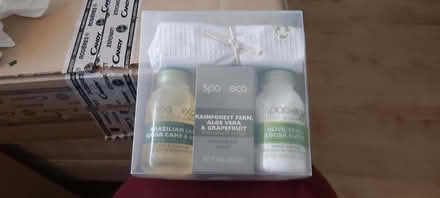 Photo of free bath and shower gift set (Moseley B13) #1