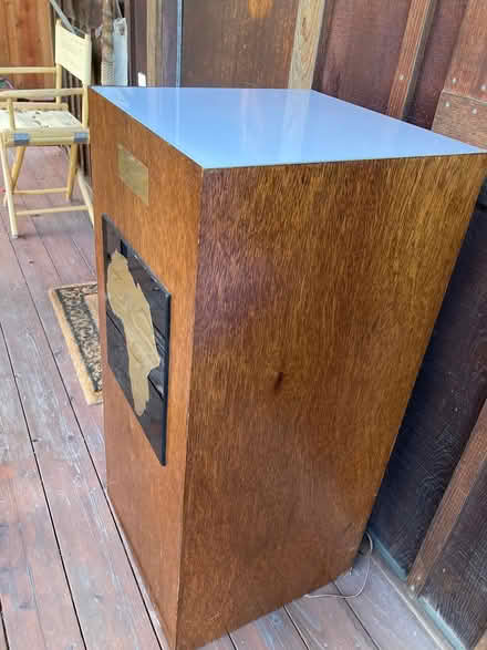 Photo of free display stand (Redwood City near ECR) #3