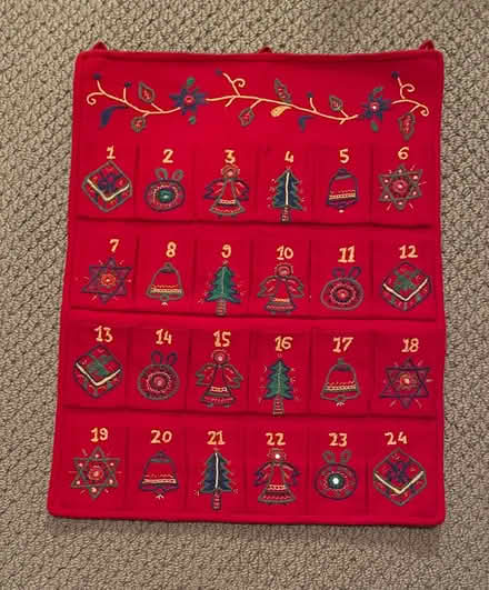 Photo of free Box of Christmas items (Alta vista / riverside) #3