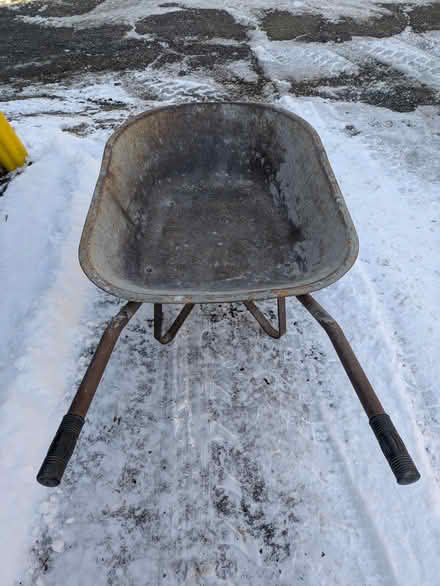 Photo of free Wheelbarrow (Hazeldean/Castlefrank area) #4