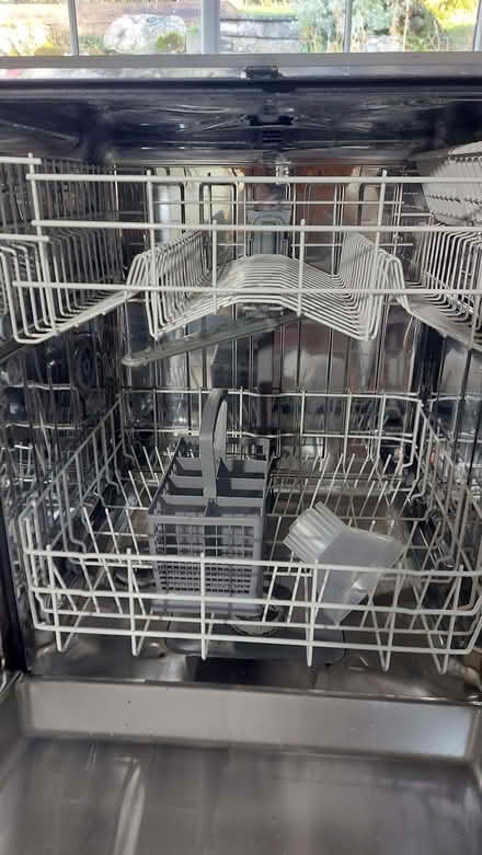 Photo of free Integrated dishwasher (Lupton LA6) #2