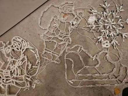 Photo of free Christmas plug in lights (GU21) #1