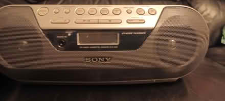 Photo of free CD player (Sunbury upon Thames) #1