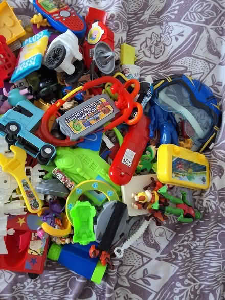 Photo of free Plastic Kids toys from magazines (Loscoe Grange DE75) #2