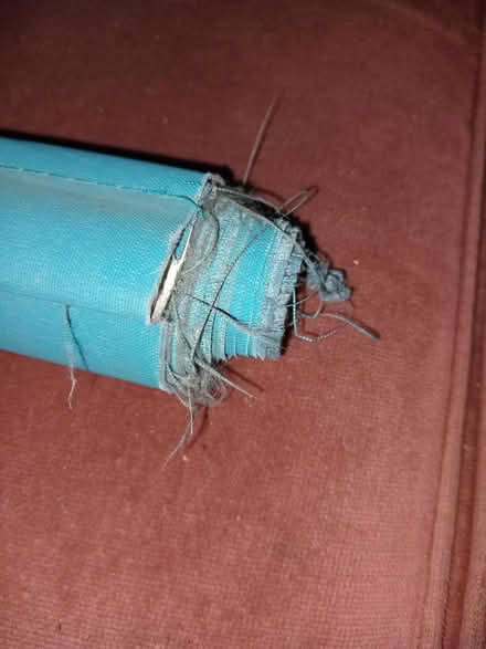 Photo of free Blue roller blind (Ba2 6SN) #3