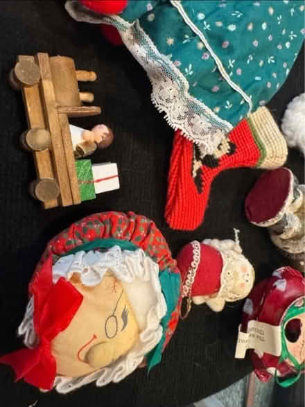 Photo of free Misc.vintage Christmas Decorations (Santa Cruz near mystery spot) #3