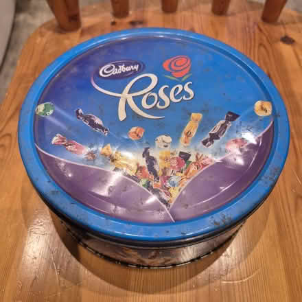 Photo of free Old Roses tin (Leigh Park PO9) #2