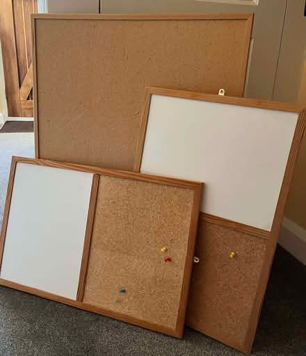 Photo of free One notice board (Welwyn Garden City AL8) #1