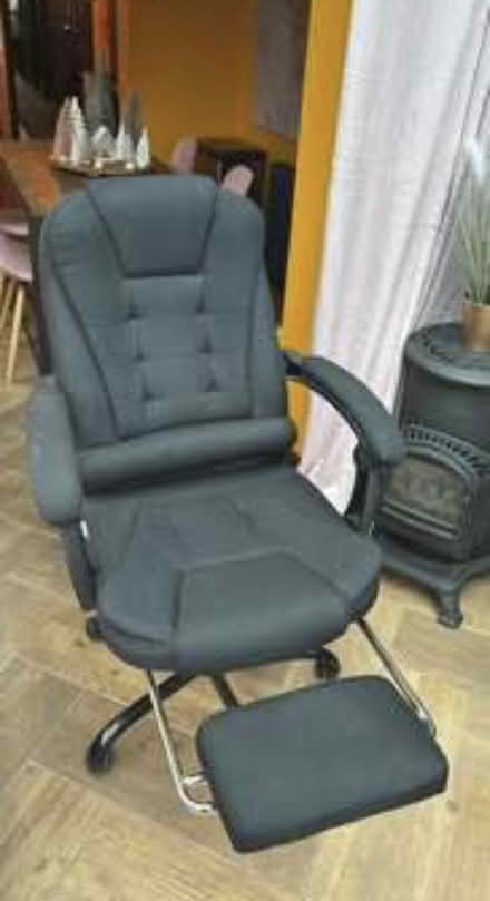 Photo of free Elfordson gaming chair (Kingswinford DY6) #2