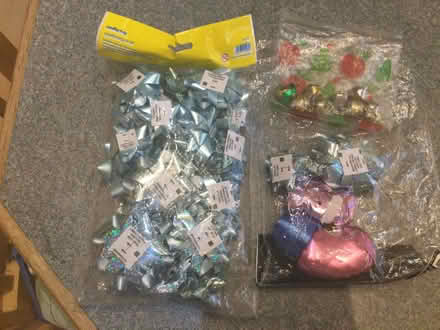 Photo of free Bows, bells and decorative wrapping string (Eye) #3