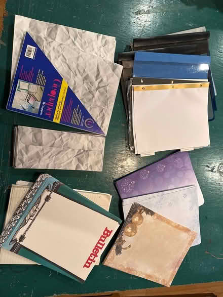 Photo of free Holiday stationary, Report covers (Lake Forest Park) #1