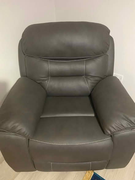 Photo of free Recliner Chairs (Portlaoise) #2