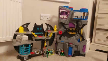 Photo of free 2 large batman cave toys & 5 figures NW2 6JX (NW2) #1