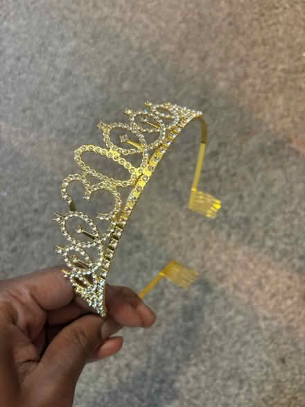 Photo of free 30th birthday crown (SE25 selhurst) #2