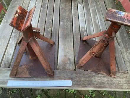 Photo of free Pair of car supports/jacks (The Grange EH9) #1