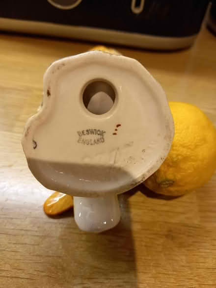 Photo of free A beautiful Owl ornament (Roundhill area brighton) #3