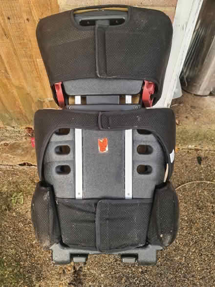 Photo of free Child car seat, Recaro (CT2) #2