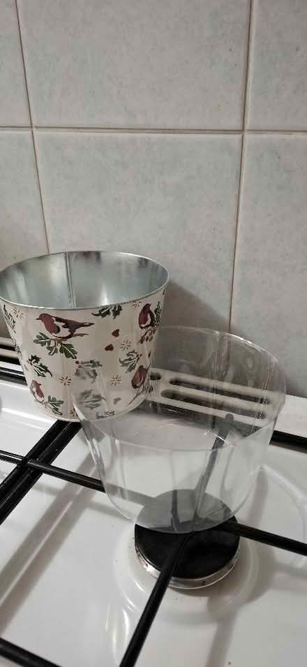 Photo of free Christmas Cachepot (Harrogate HG1) #3