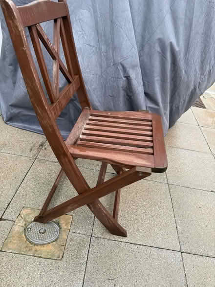 Photo of free 🪑2 foldable wooden outdoor chairs (Chipping Barnet EN5) #1