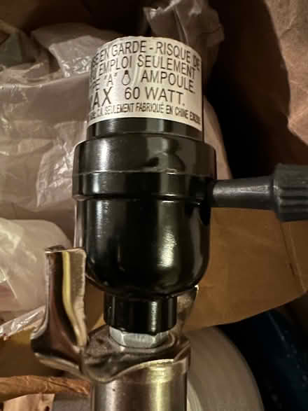 Photo of free Cord & light socket (Media/Swarthmore area) #2