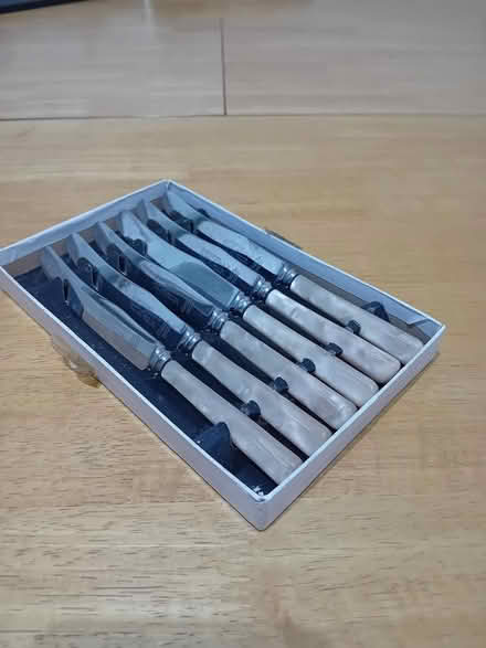 Photo of free Butter knives (S8 Woodseats) #1
