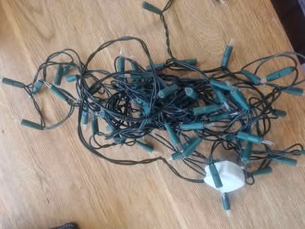 Photo of free String of Christmas lights...not working....for spare bulbs? (Northchurch HP4) #1