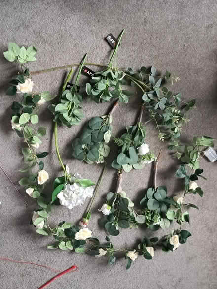Photo of free Artificial flowers (Bonnyrigg EH19) #1