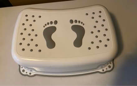 Photo of free Kids step stool (Castle Donington DE74) #1