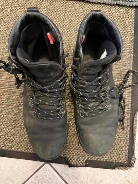 Photo of free Men’s boots size 10 (Vic Park north of Eglinton) #1