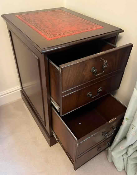 Photo of 2 drawer wooden filing cabinet (Tolleshunt D'Arcy CM9) #1