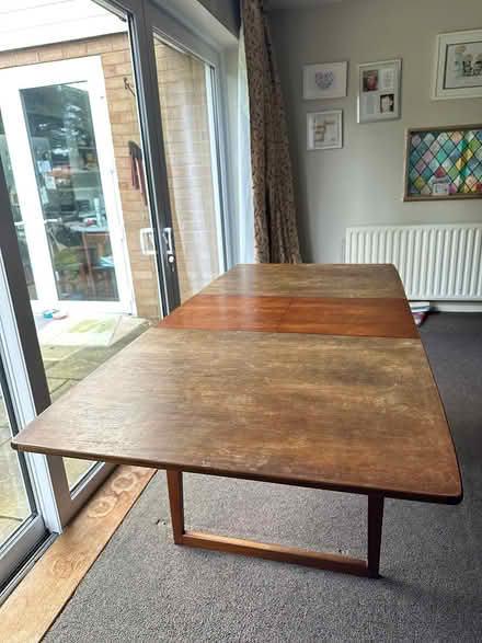 Photo of free Extendable dinner table (Sutton Coldfield B72) #1
