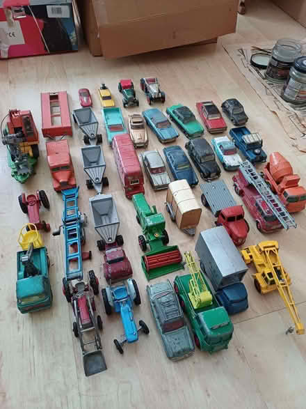 Photo of free Vintage toy cars (Cutteslowe OX2) #1