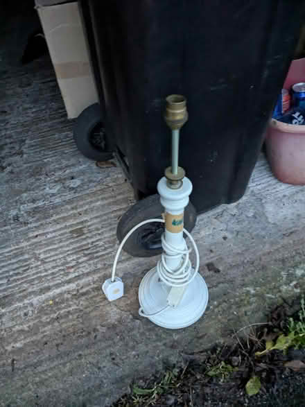 Photo of free lamp (Lambridge Larkhall Bath) #1