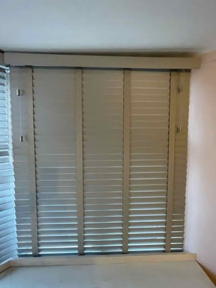 Photo of free Grey wooden blinds (Bankart ave Oadby LE2) #1
