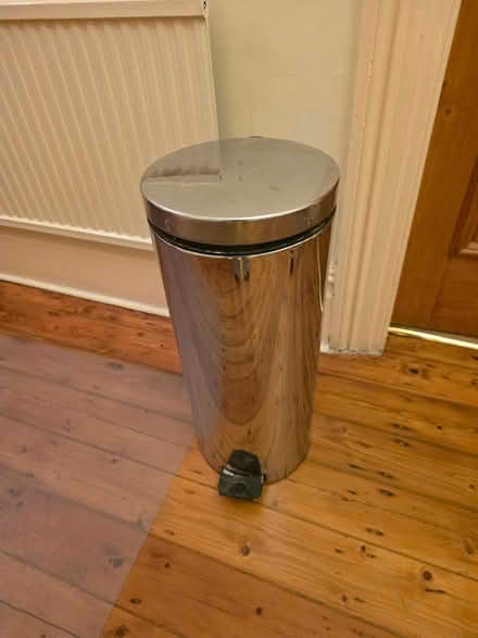 Photo of free Tall kitchen bin (Prestwich, M25) #1