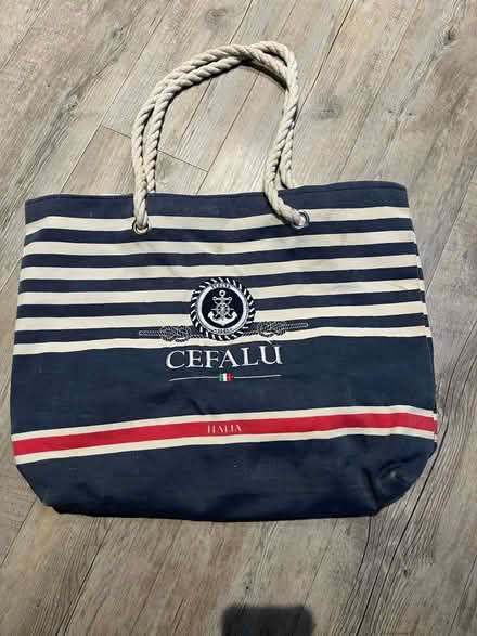 Photo of free Beach bag (Beckenham BR3) #1