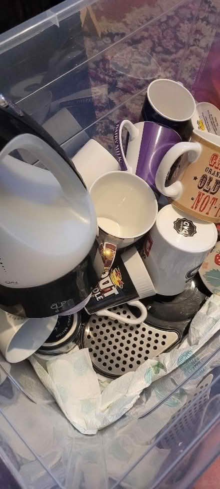 Photo of free Box of Mugs and one cup breville (London Rd, HW HP11) #2