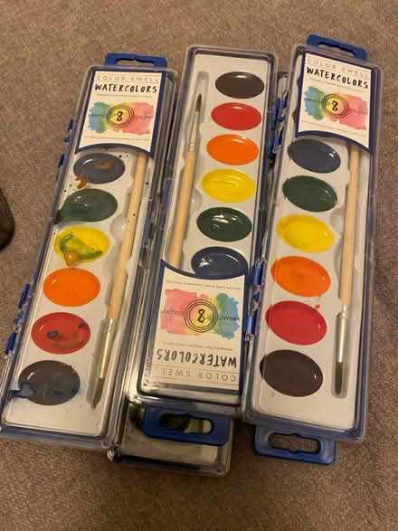 Photo of free Water colour paint sets (En5 3da) #1