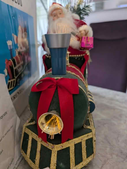 Photo of free Fibre Optic Santa on a Train (Old Town TN40) #3