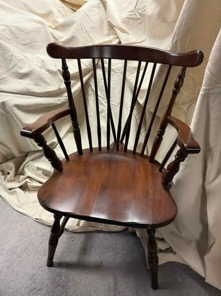 Photo of free Windsor chairs - 4x (Mount Vernon, VA) #3