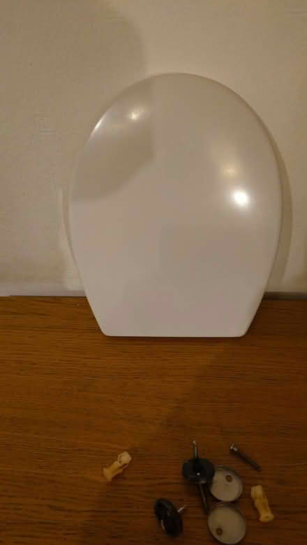 Photo of free Toilet seat (Denholme BD13) #1