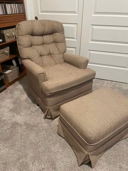 Photo of free Armchair with ottoman (Arroyo Seco North, Buckeye, AZ) #1