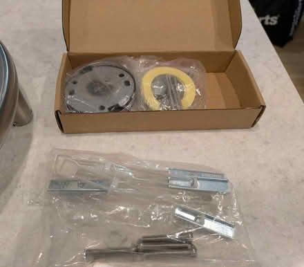 Photo of free tub/shower grab bar (Hazeldean/Castlefrank area) #4