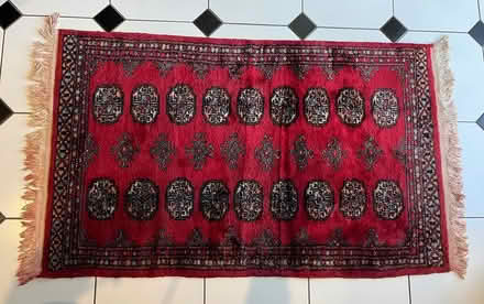 Photo of free Pakistan 100% Wool Rug (High Wycombe HP13, Amersham Rd) #1