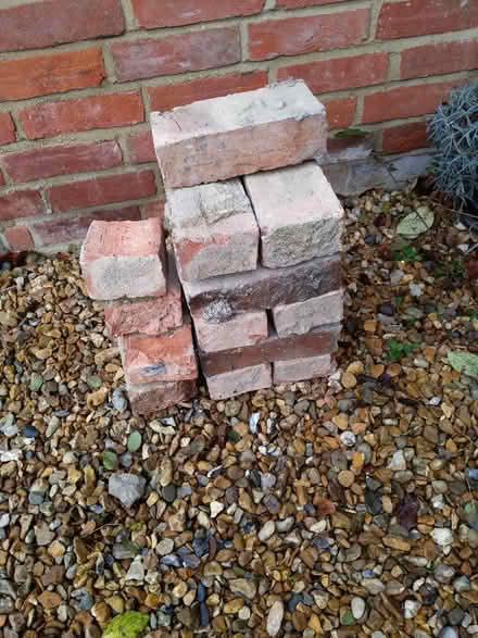 Photo of free Old Bricks (Headington Quarry OX3) #1