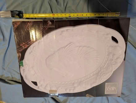 Photo of free Large dinner platter 16" x 21" (Greenlake) #1