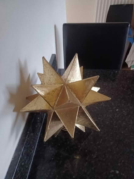 Photo of free Large Xmas tree star (Woodley RG5) #2