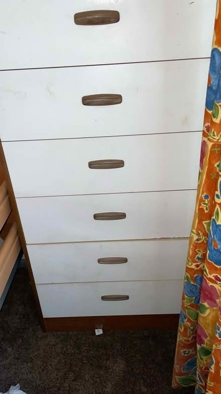 Photo of free 6 draw chest of draws for upcycling (Underdale SY2) #1